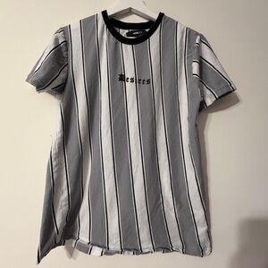 Striped Gray and Black T-Shirt by FashionNova in Small size